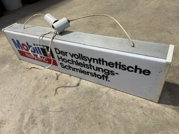 A-00969 Leuchtwerbeschild Mobil 1-2