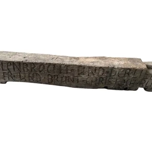 A-01038 alter Eichenbalken mit Inschrift