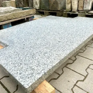 A-01123 Granitplatte Hauseingangsstufe 1