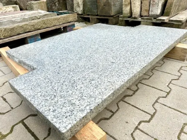 A-01123 Granitplatte Hauseingangsstufe 1