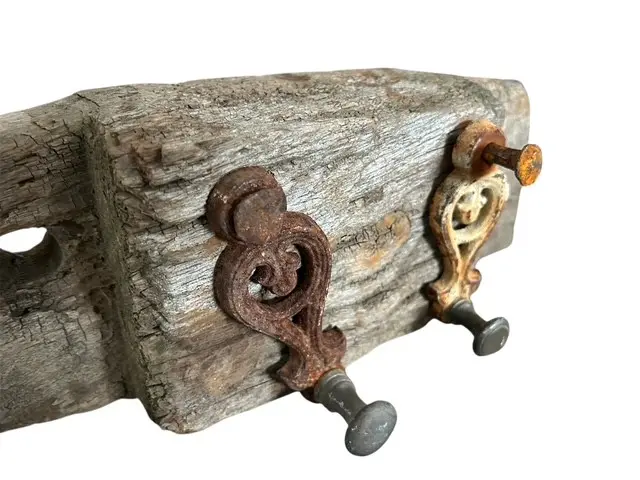 A-01167 Eichenbalken Garderobe2